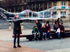 photo-enfant-bulle-paris